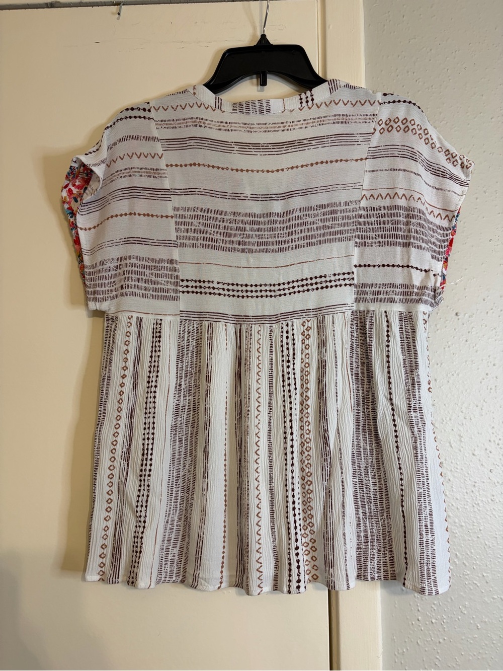 Savanna Jane Womens Top Katie Embroidered Multicolor Short Sleeve Boho - Picture 2 of 8